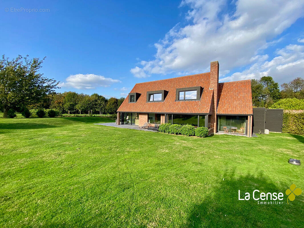 Maison à CAMPHIN-EN-PEVELE