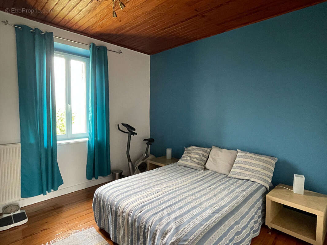 Maison à GENSAC