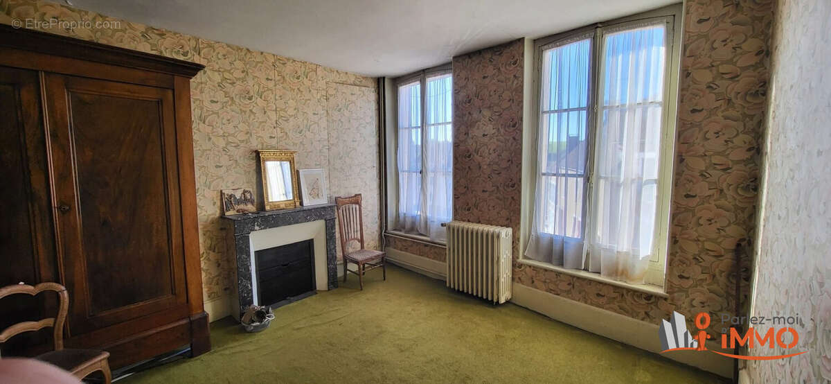 Maison à SAINT-SAUVEUR-EN-PUISAYE