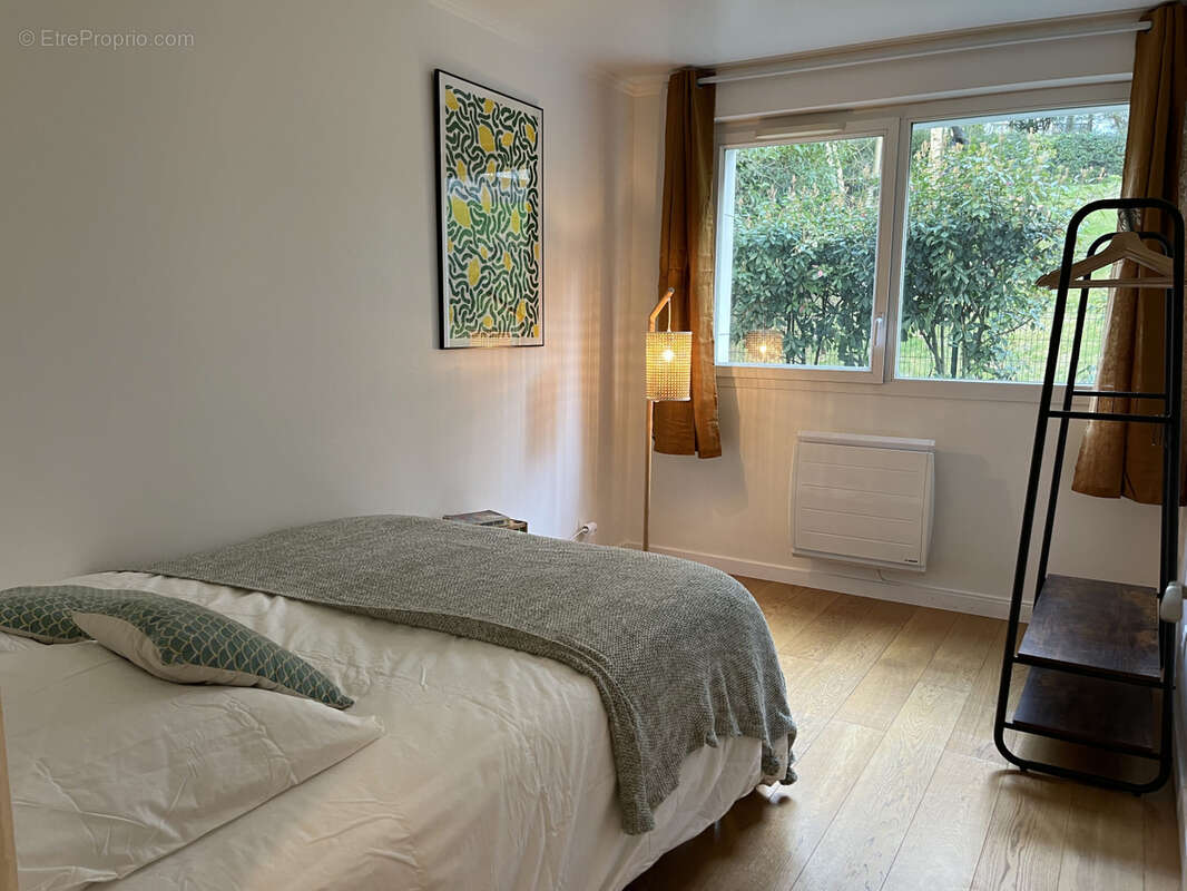 Appartement à ISSY-LES-MOULINEAUX