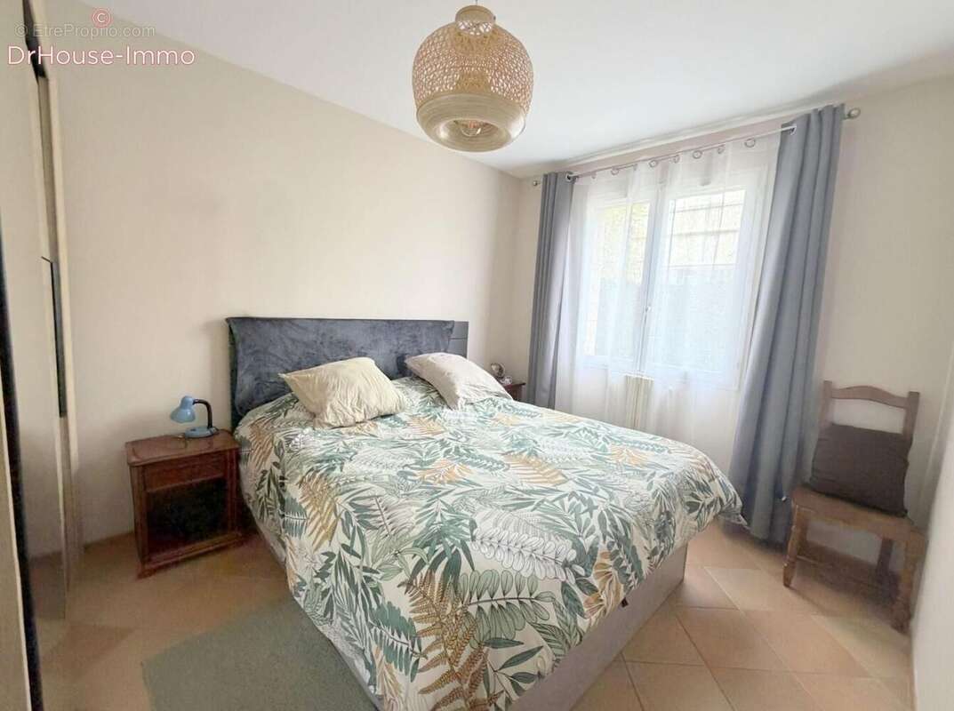 Appartement 79 m² à Marseille-11e  - photo 26