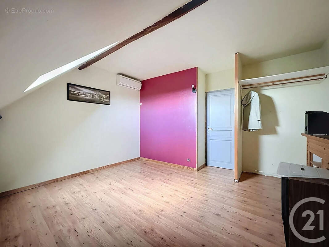 Maison à RUFFEY-LES-ECHIREY