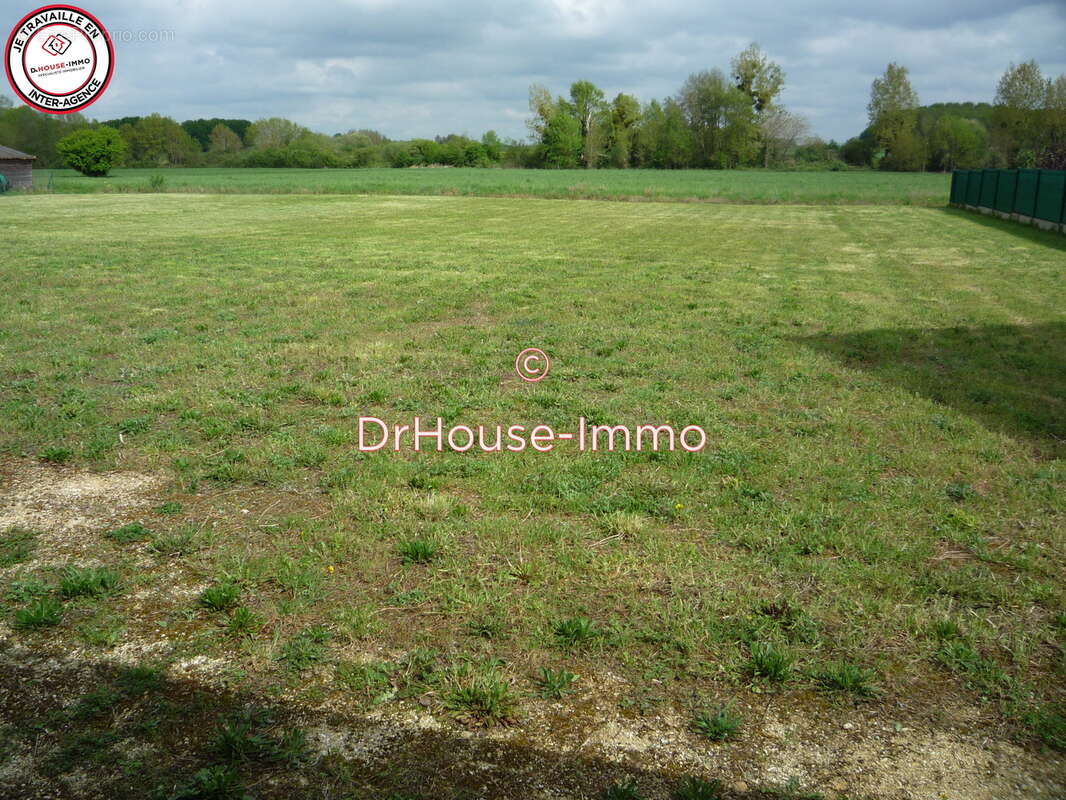 Maison à SAVIGNE-SUR-LATHAN