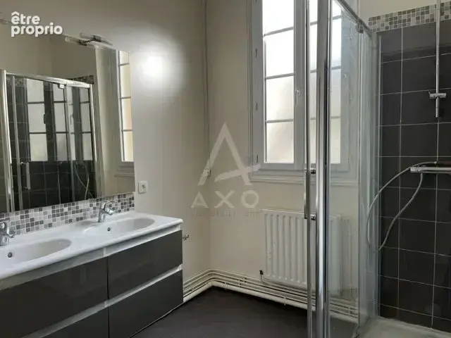 Appartement 100m² centre historique - photo 8