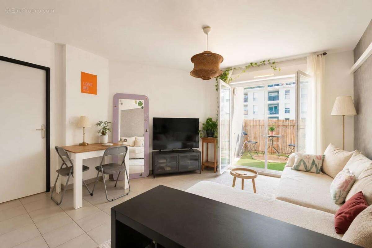 Appartement à MARSEILLE-10E