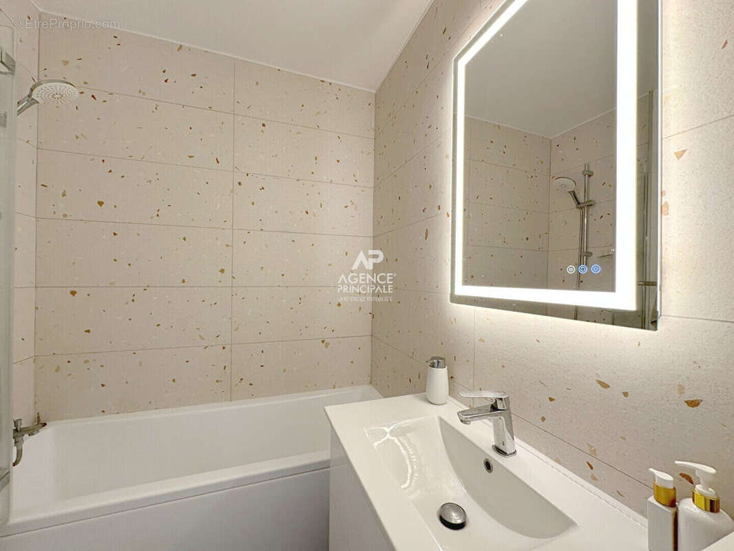 Appartement à CHAVILLE