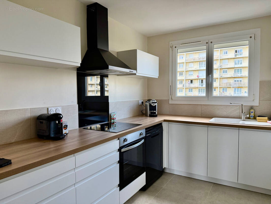 Appartement à SAINT-ANDRE-LES-VERGERS