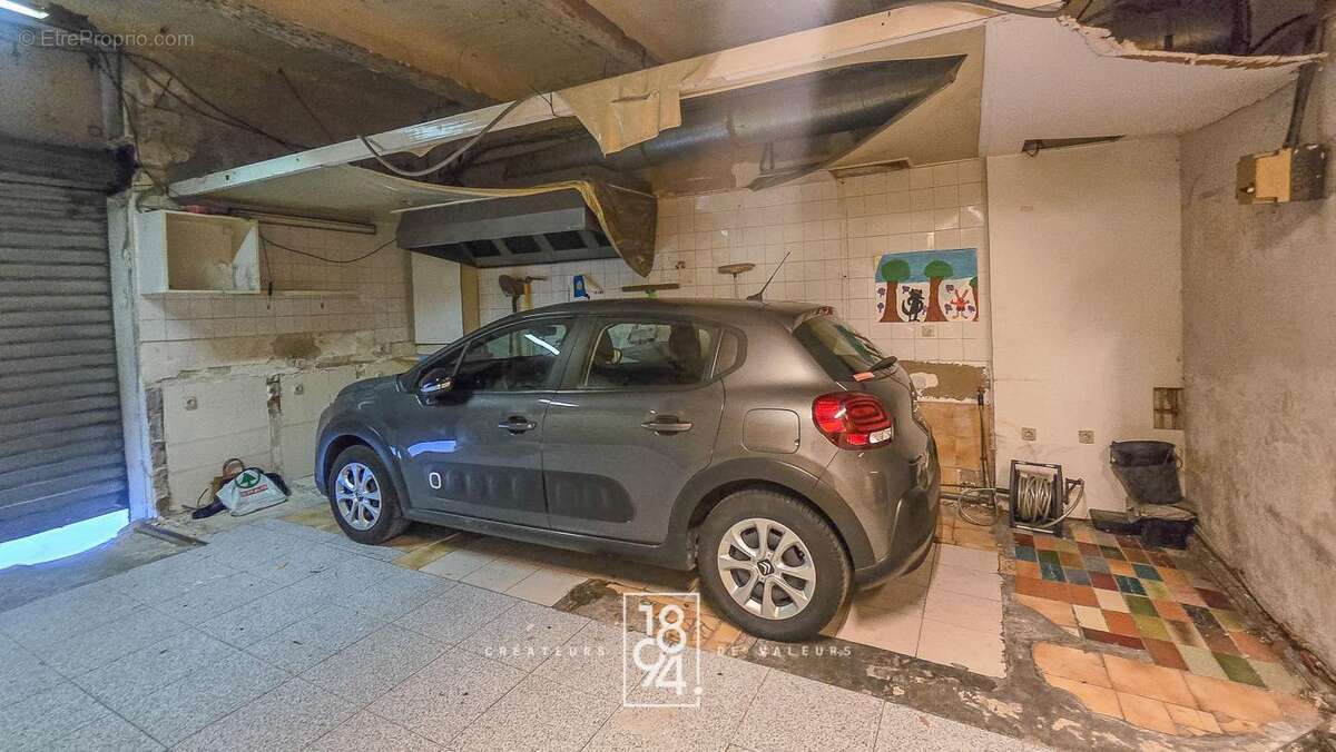 Commerce à MARSEILLE-6E