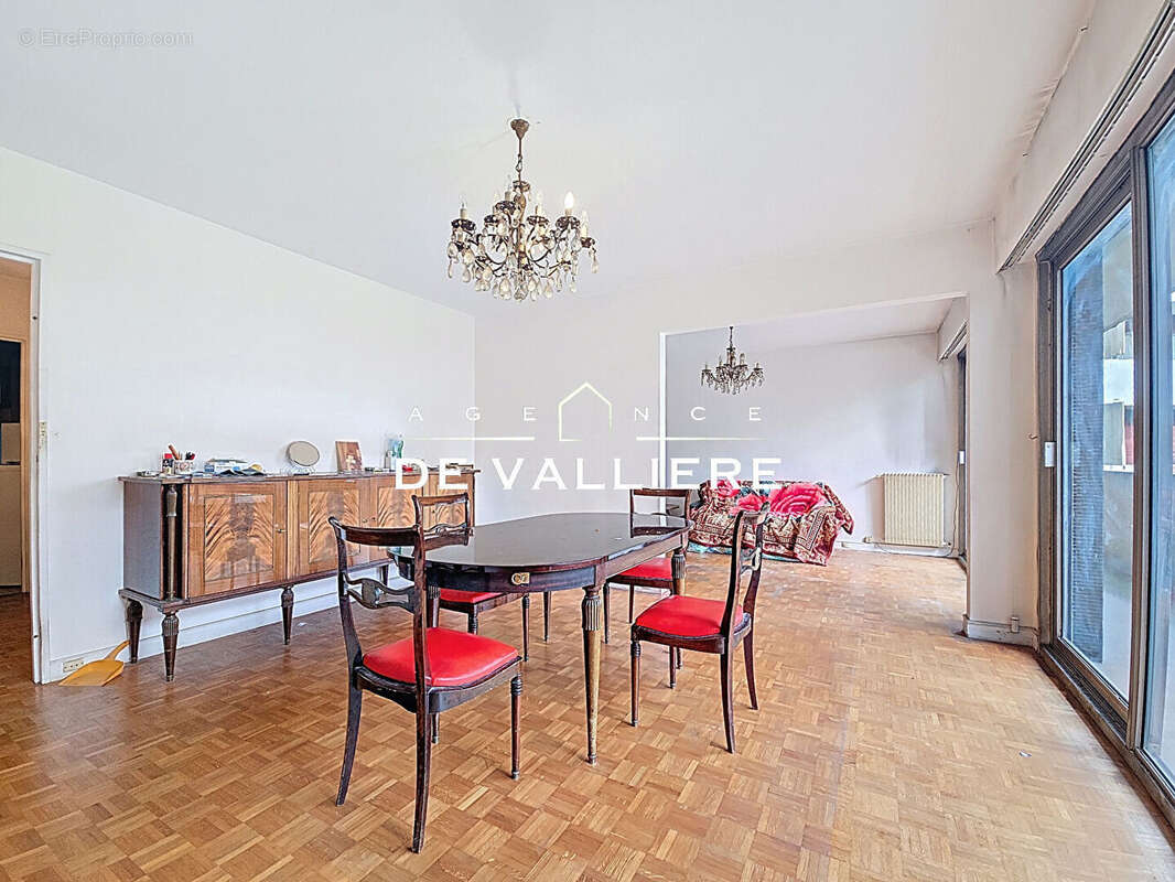 Appartement à NANTERRE