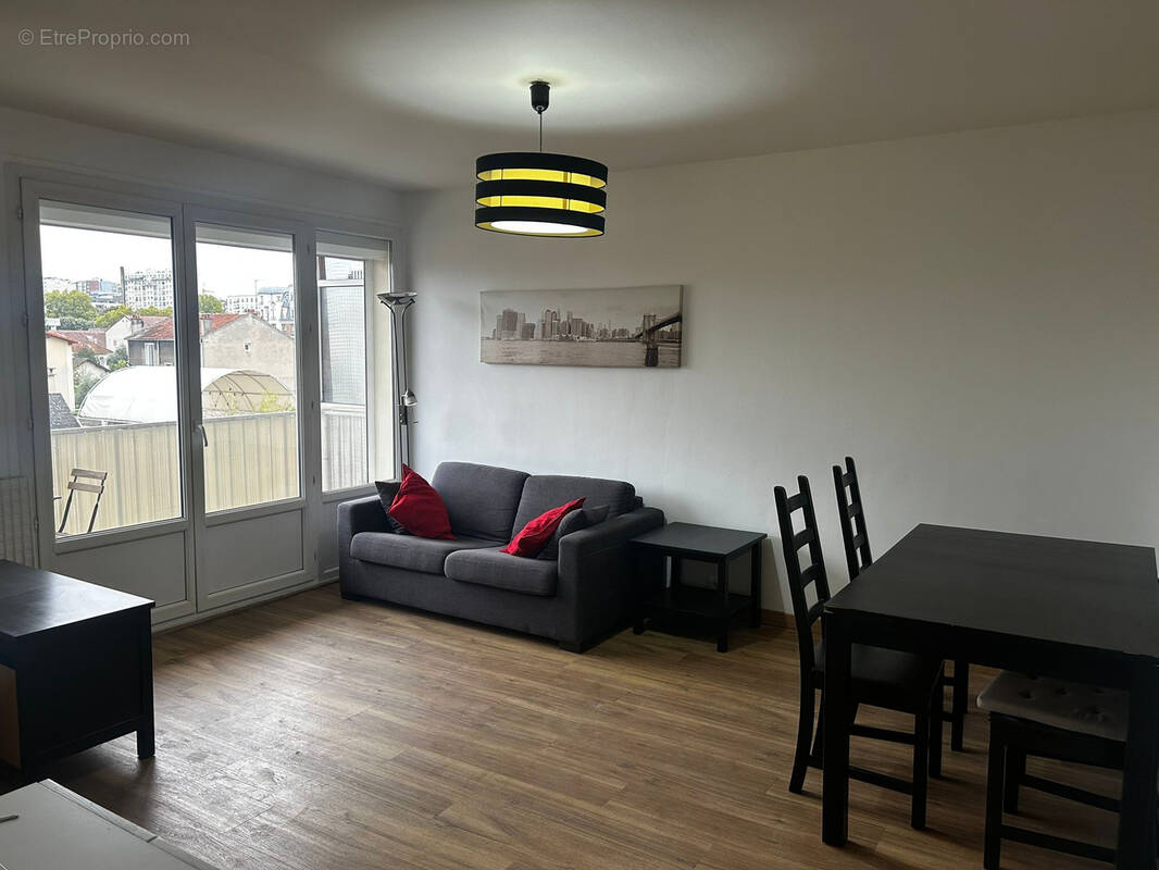 Appartement à LE KREMLIN-BICETRE