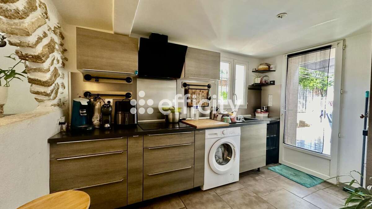 Maison à COURTHEZON