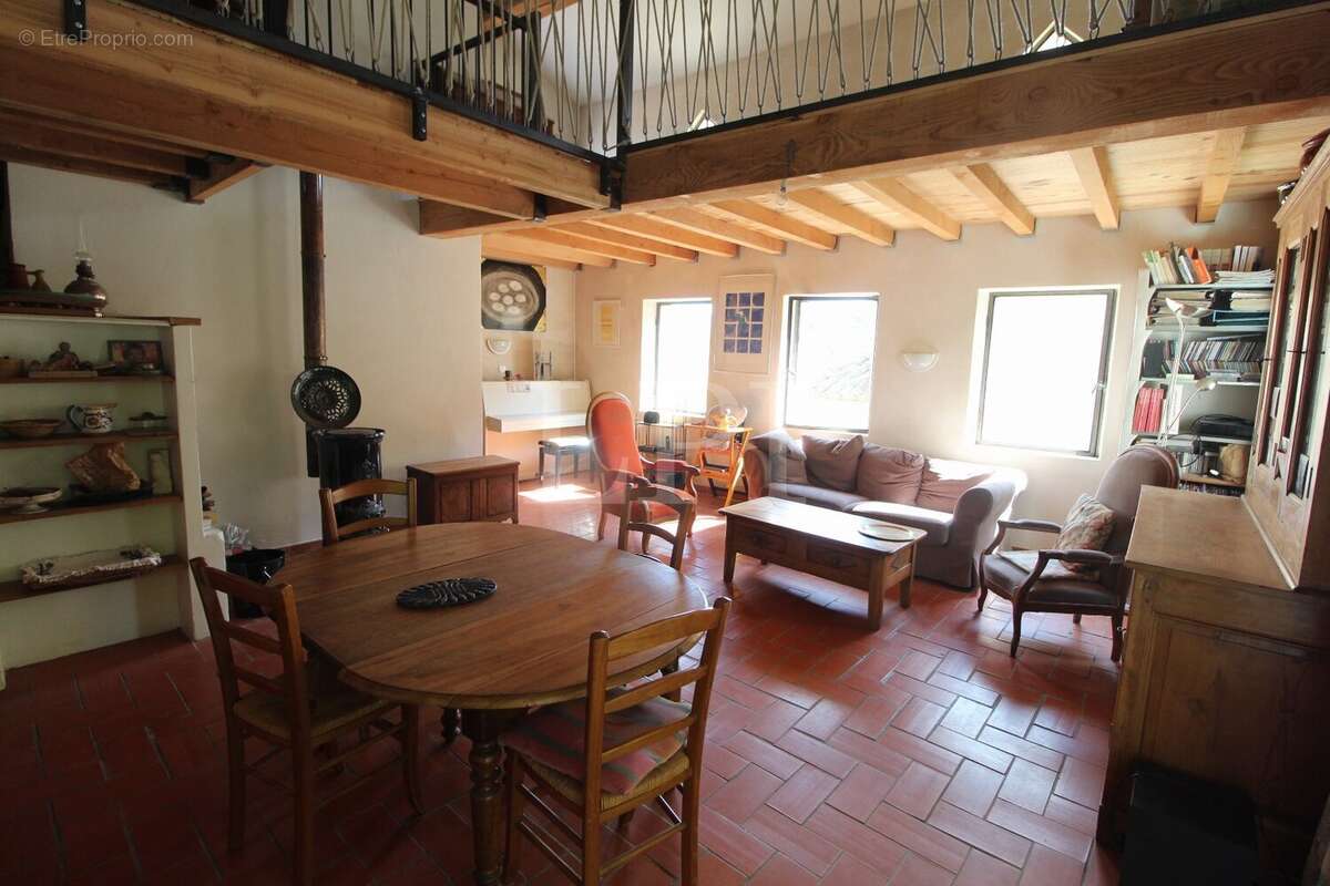 Maison à SAINT-MARTIN-DE-CASTILLON