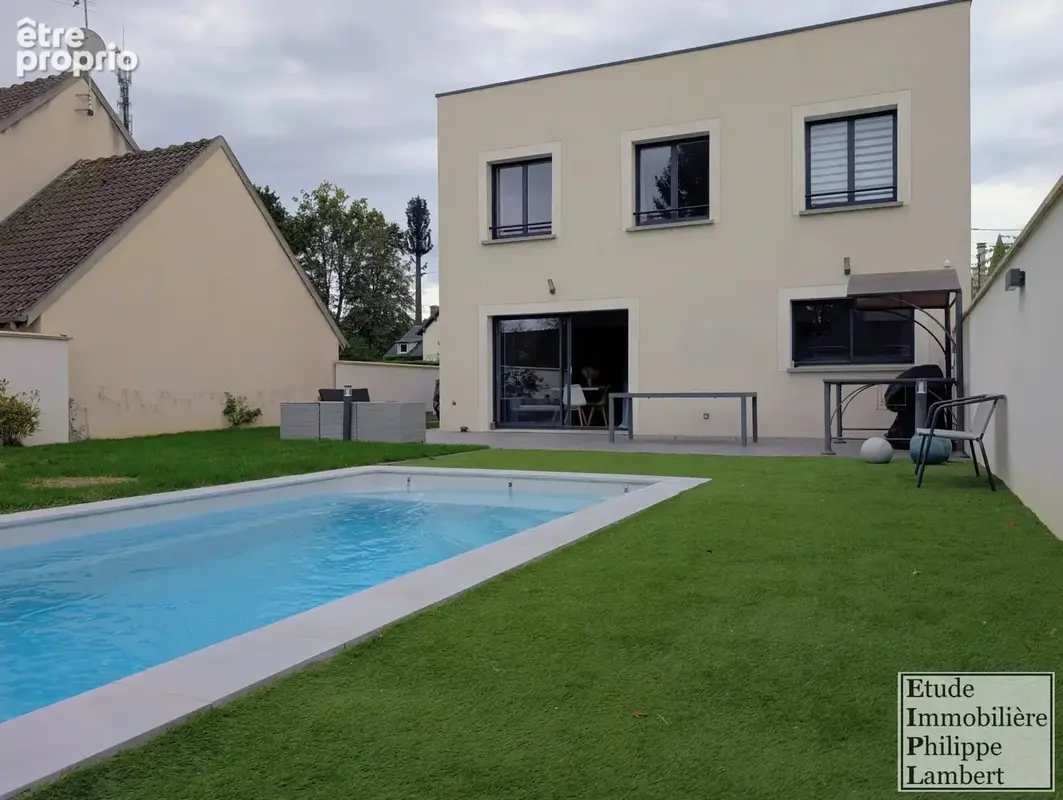 Photo Maison à Bois-Le-Roi au prix de 840 000€