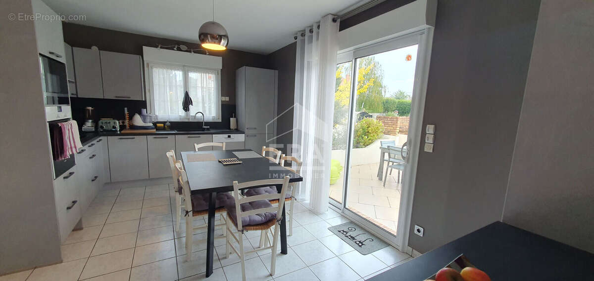 Maison à GRISY-SUISNES