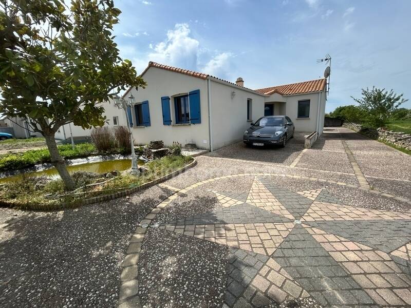 Maison à LA TAILLEE