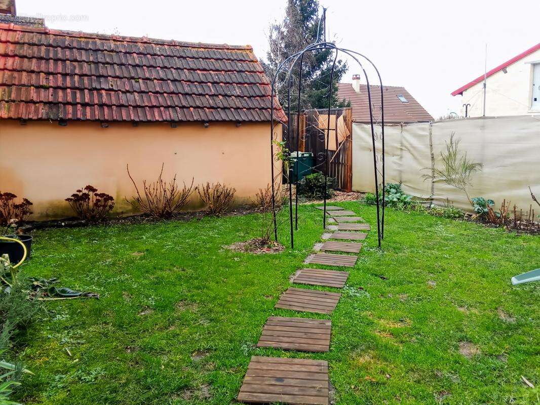 Maison à VILLEFRANCHE-SUR-CHER