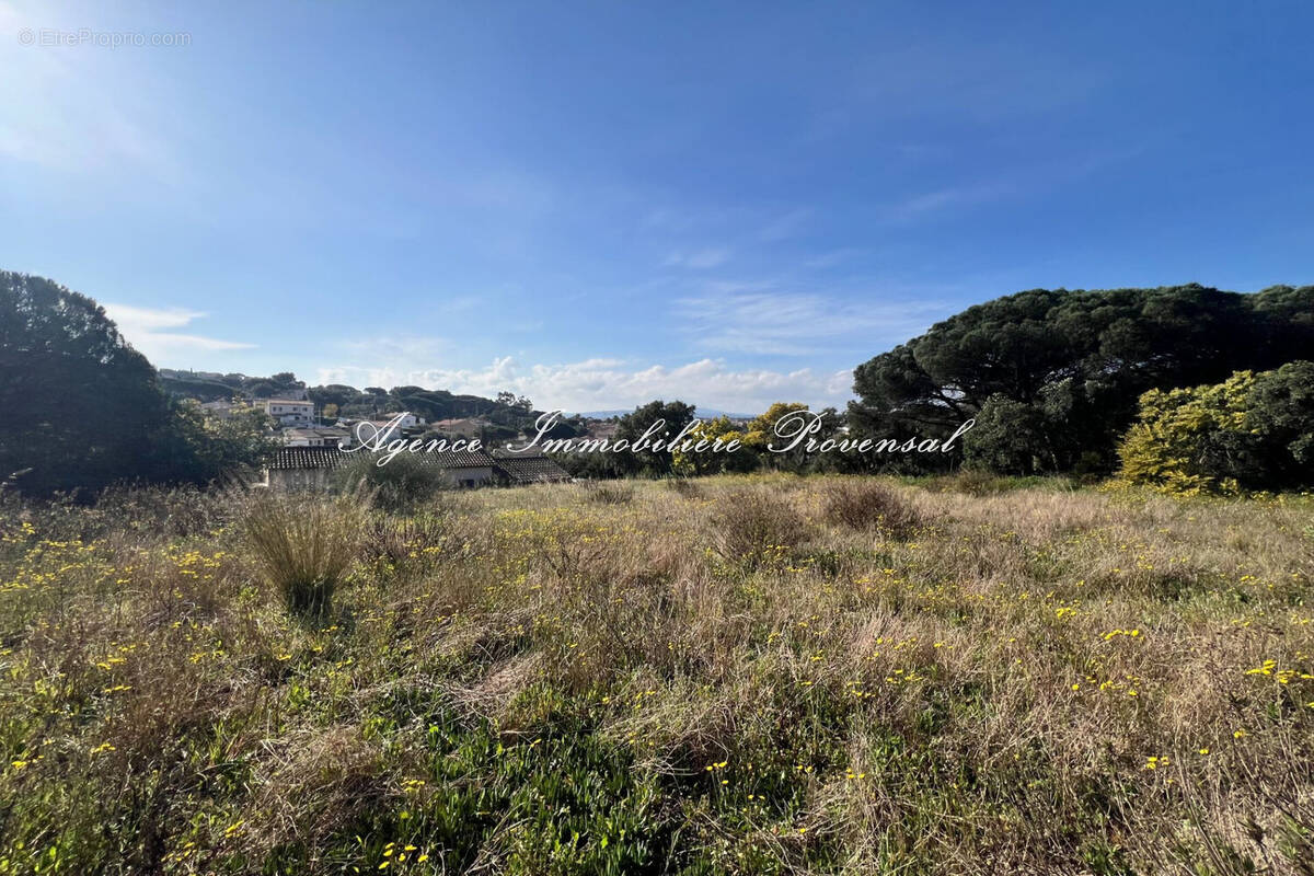 Terrain à SAINTE-MAXIME