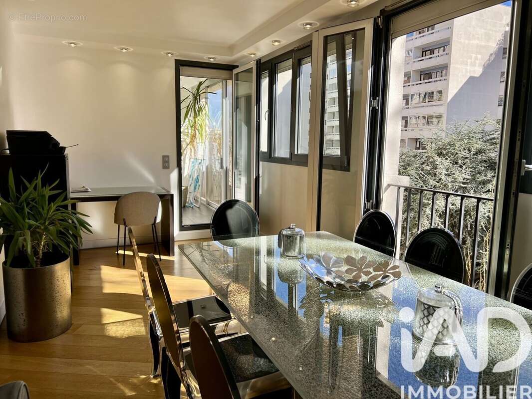 Photo 2 - Appartement à BOULOGNE-BILLANCOURT