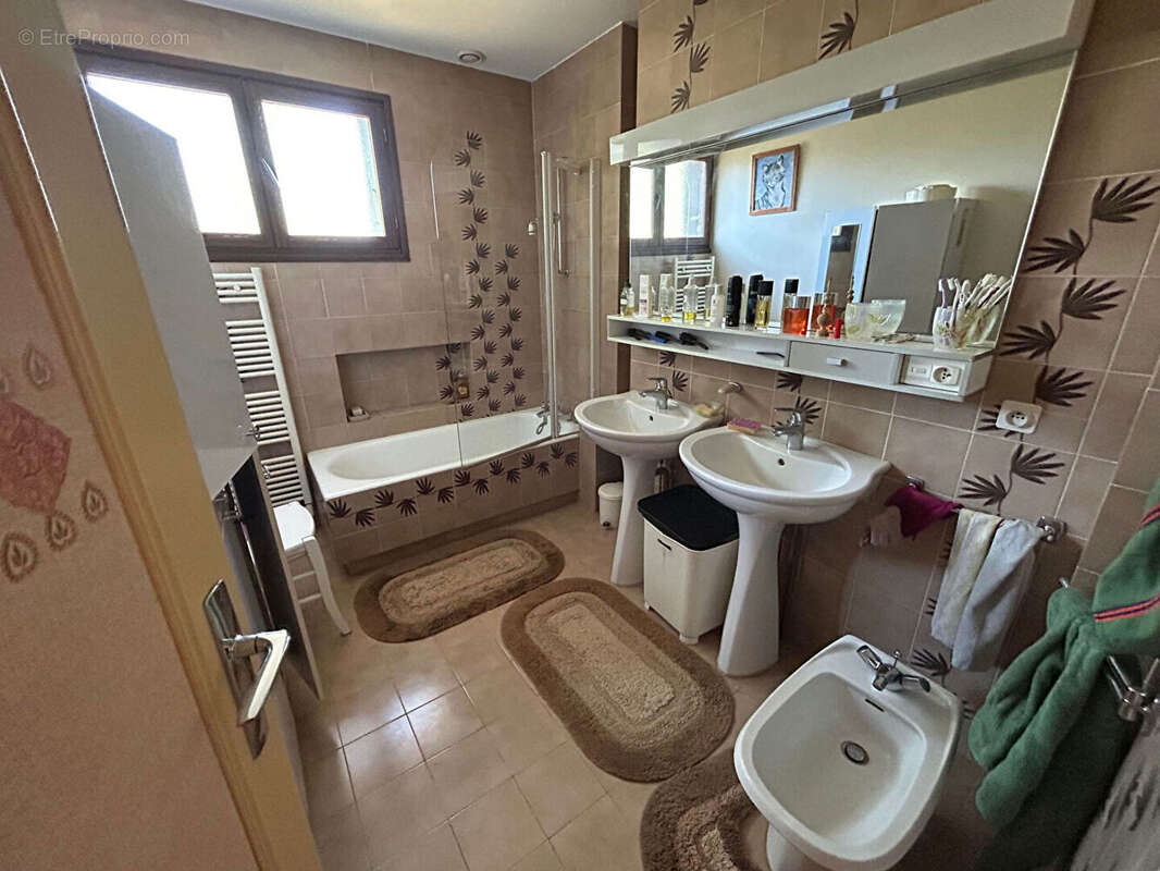 Maison à HAUTEVILLE-LES-DIJON