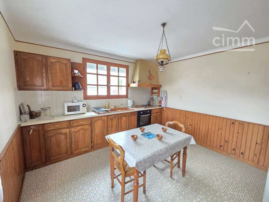 Maison à LES TOUCHES