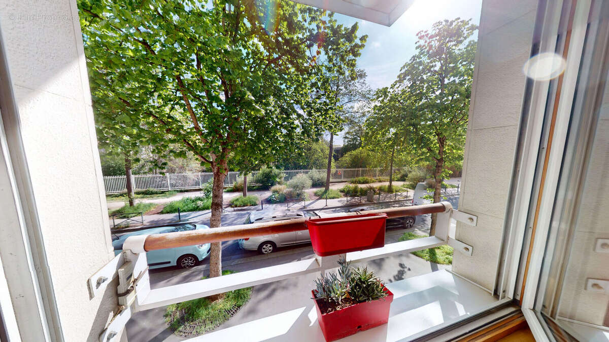 Appartement à PARIS-19E