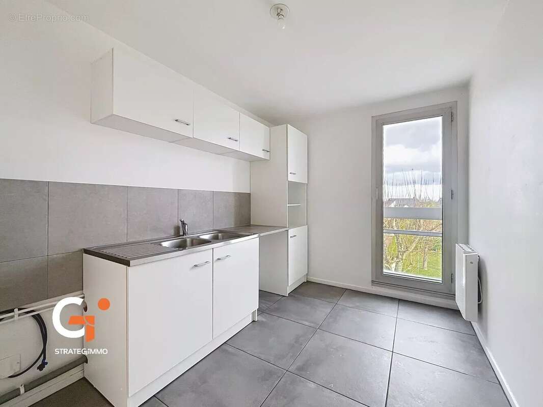 Appartement à LE MESNIL-ESNARD