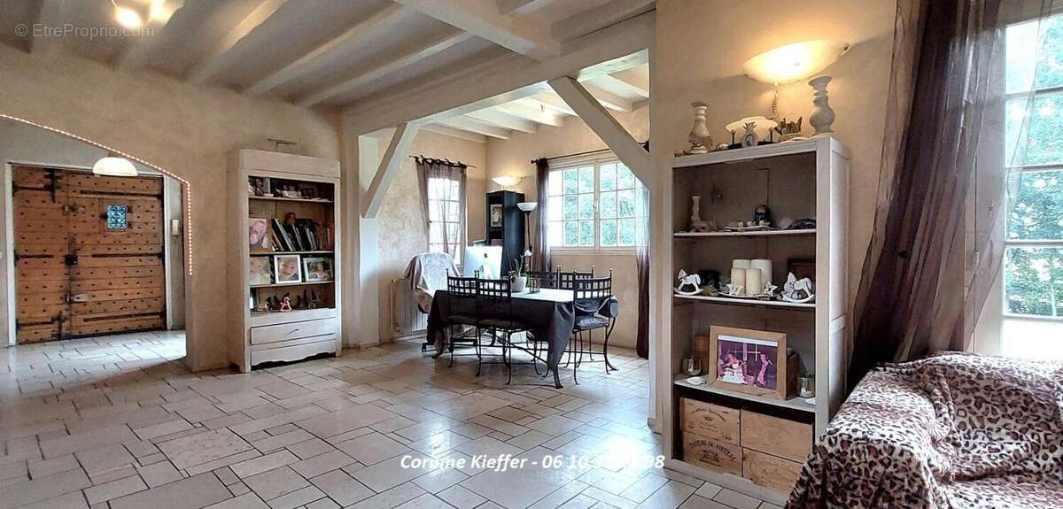 Maison à MONTLIGNON