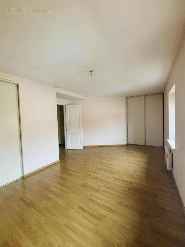 Appartement à REVEL