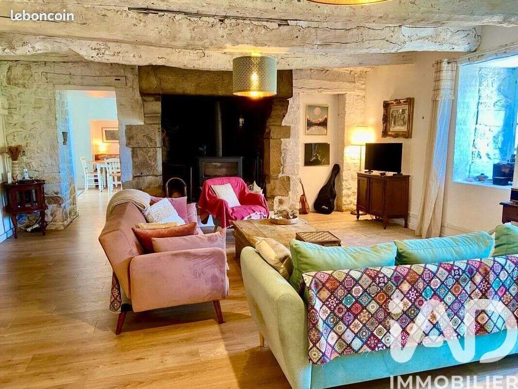 Photo 2 - Maison à BOURSEUL