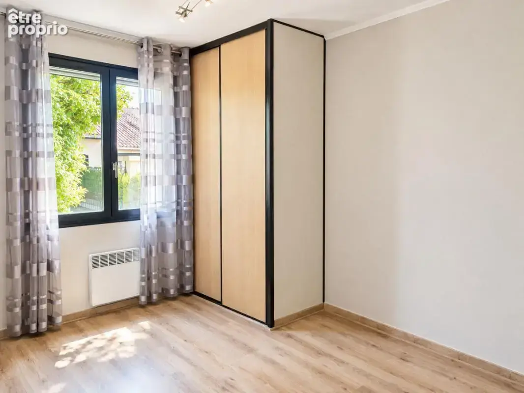 Maison avec Studio indépendant - Saint-Priest - photo 8