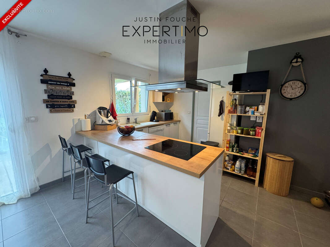 Maison à MONCE-EN-BELIN