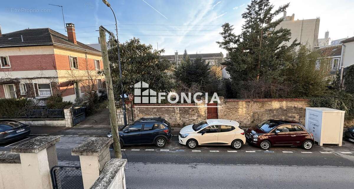 Appartement à SAINT-MAUR-DES-FOSSES