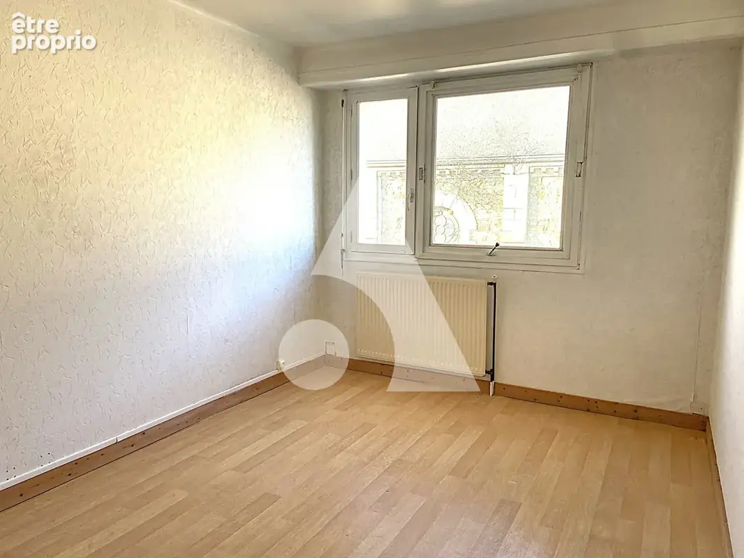 Appartement T4  centre ville - photo 10