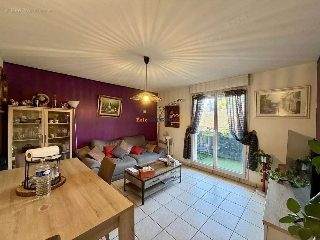 Appartement à LA FERTE-GAUCHER