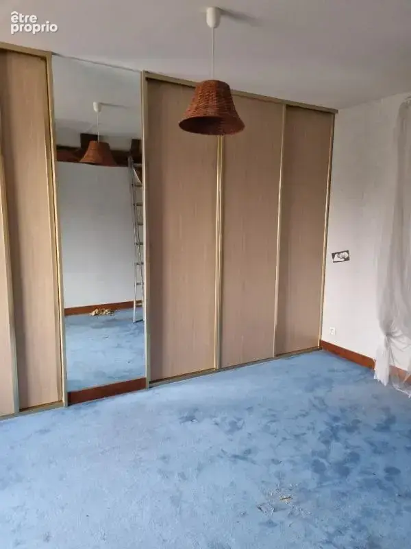 Maison 146 m² + Boutique - Centre de Mazangé - Fort potentiel - photo 8