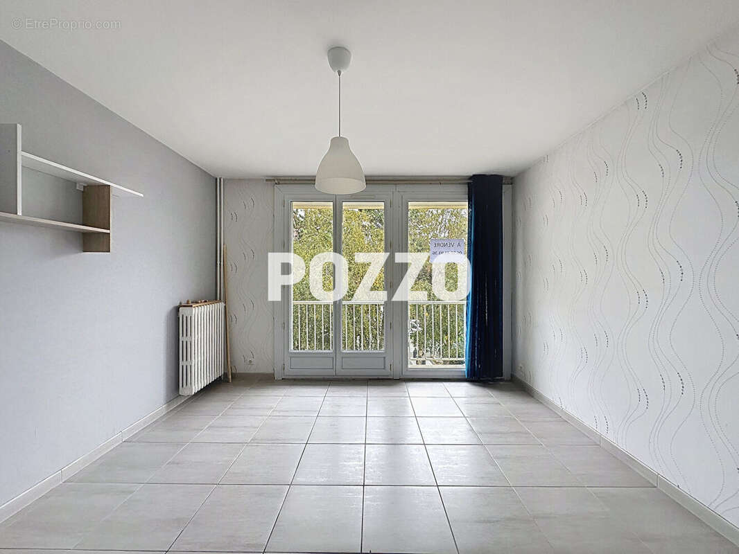 Appartement à HEROUVILLE-SAINT-CLAIR