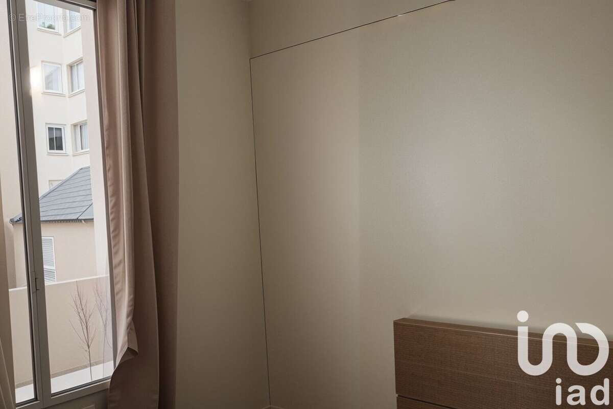 Photo 2 - Appartement à AUBERVILLIERS