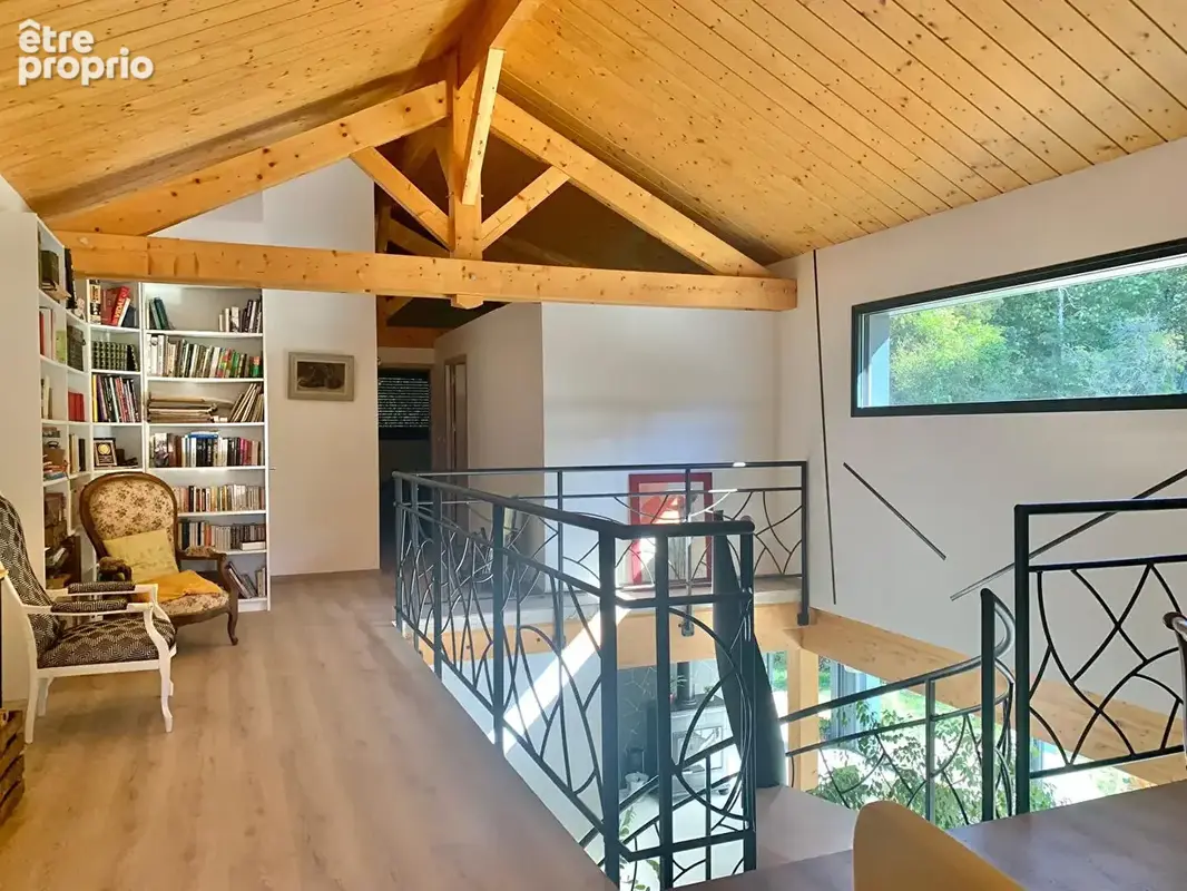 Villa Nivolas Vermelle 7 pièce(s) 192 m2 - photo 11