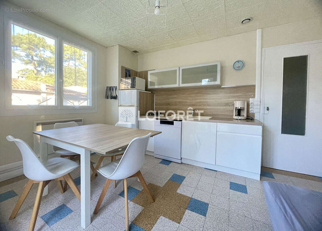 Maison à SAINT-GEORGES-DE-DIDONNE