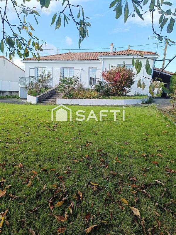 Photo 1 - Maison à CHANTONNAY