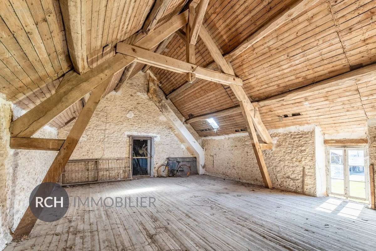 Maison à MONTFORT-L'AMAURY