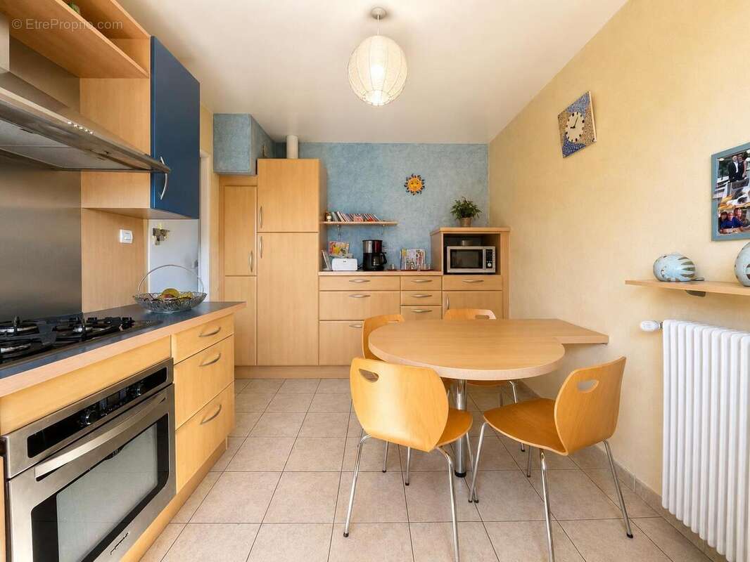Maison 98 m² à Meyzieu  - photo 5