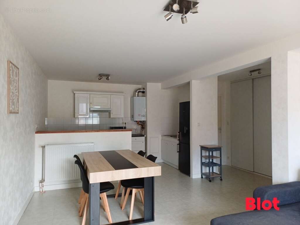 Appartement à CHATEAUBOURG