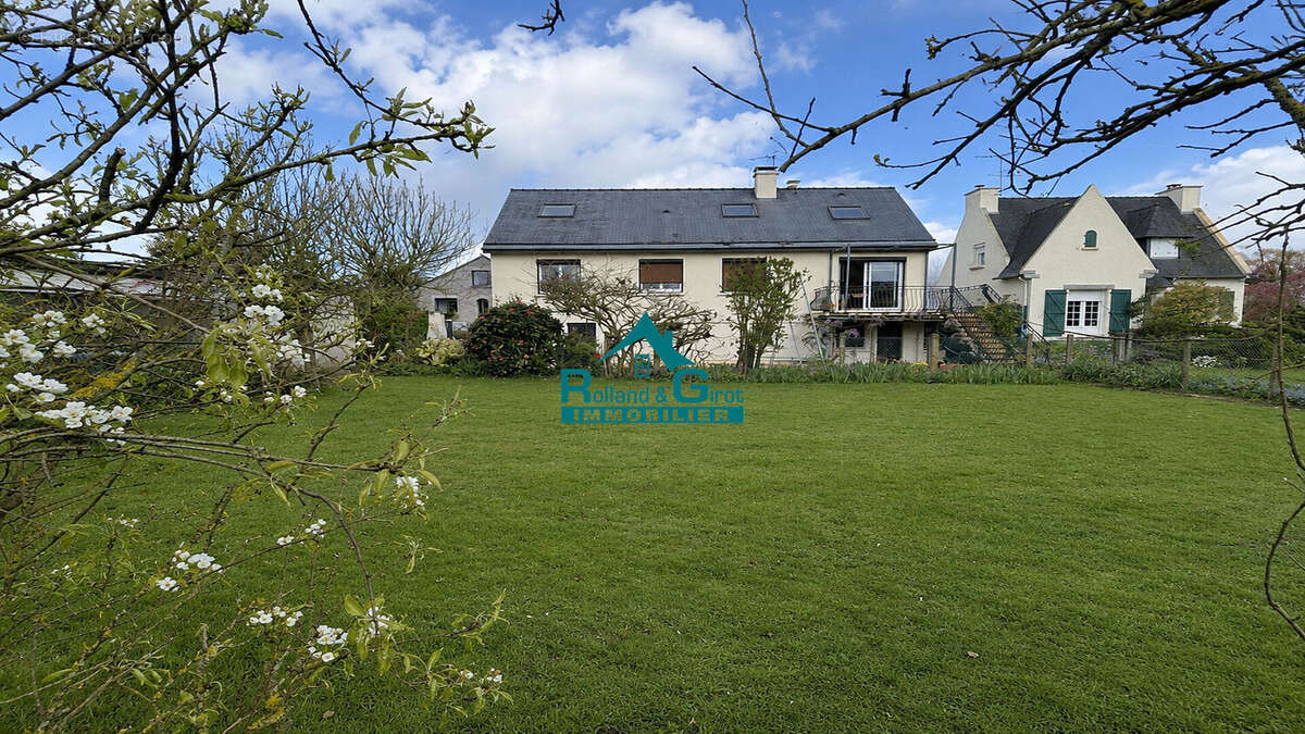 Maison à SAINT-SULPICE-LA-FORET