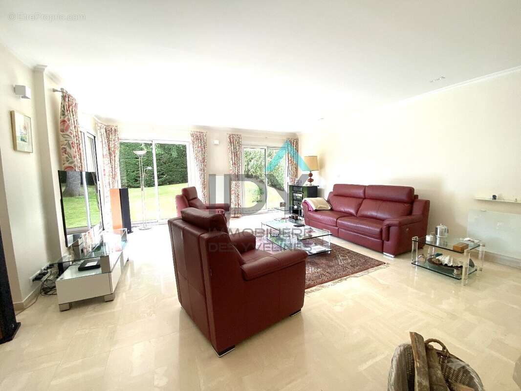 Maison à L'ETANG-LA-VILLE