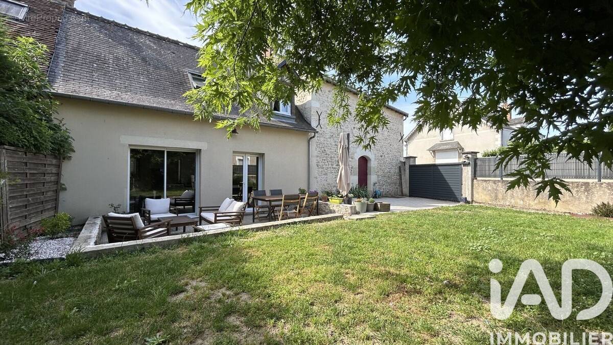 Photo 1 - Maison à LA VILLE-AUX-DAMES