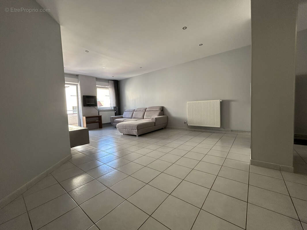 Appartement rénové au centre ville - photo 5