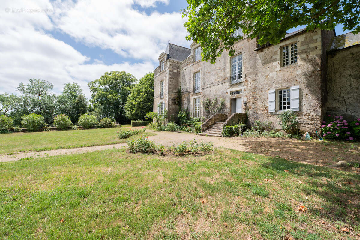 Maison à LE LOROUX-BOTTEREAU