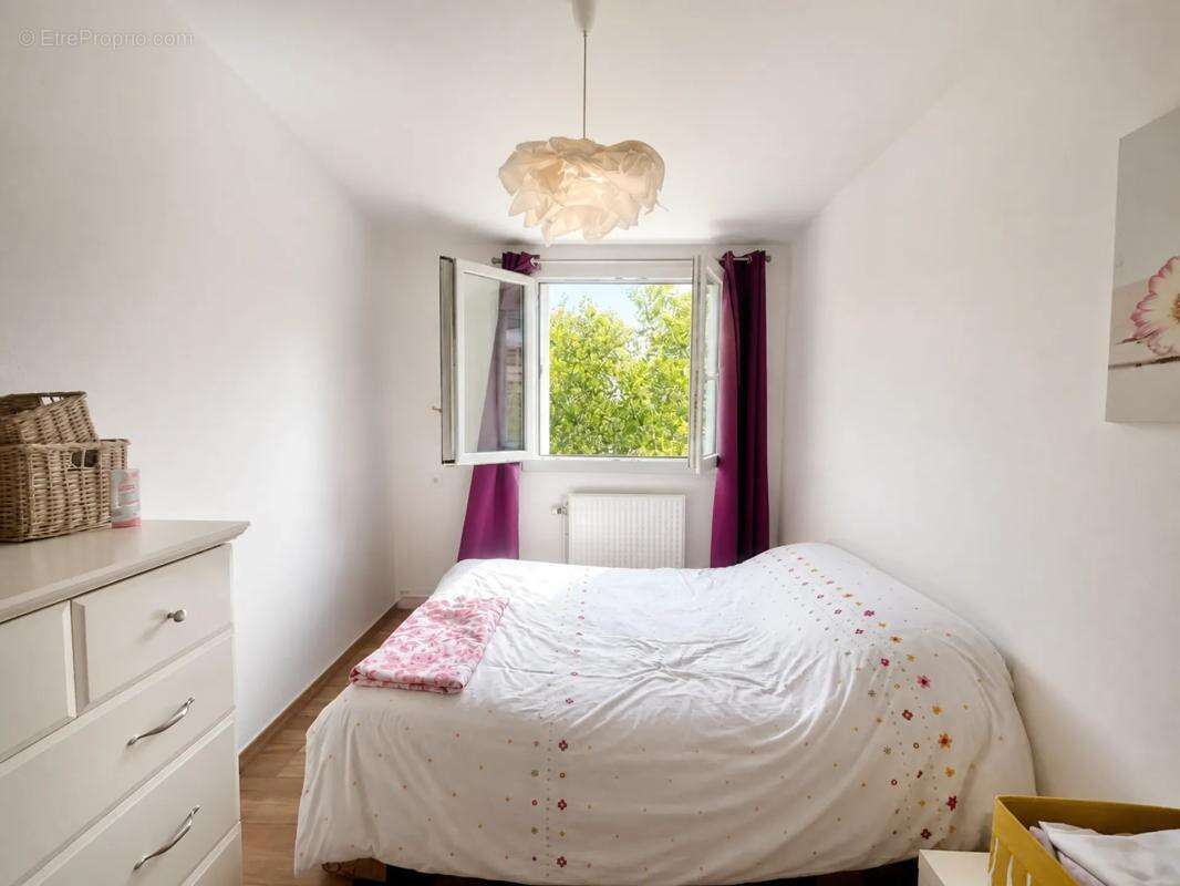 À vendre en exclusivité – t4 rénové – dernier étage avec balcon - photo 6