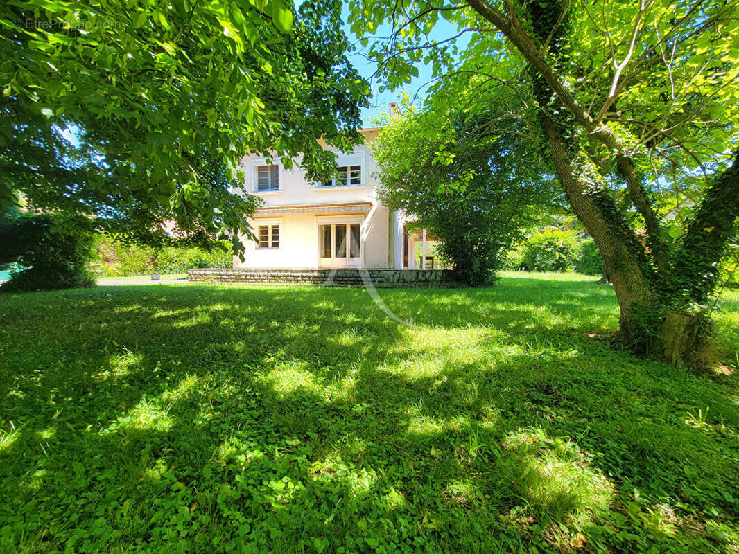 Maison à LONS